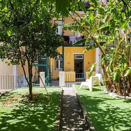 Caraujo Apartamento *