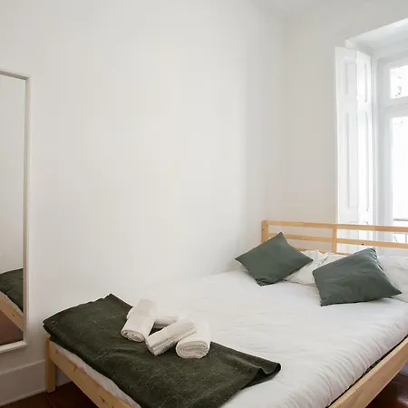 Caraujo Apartamento *